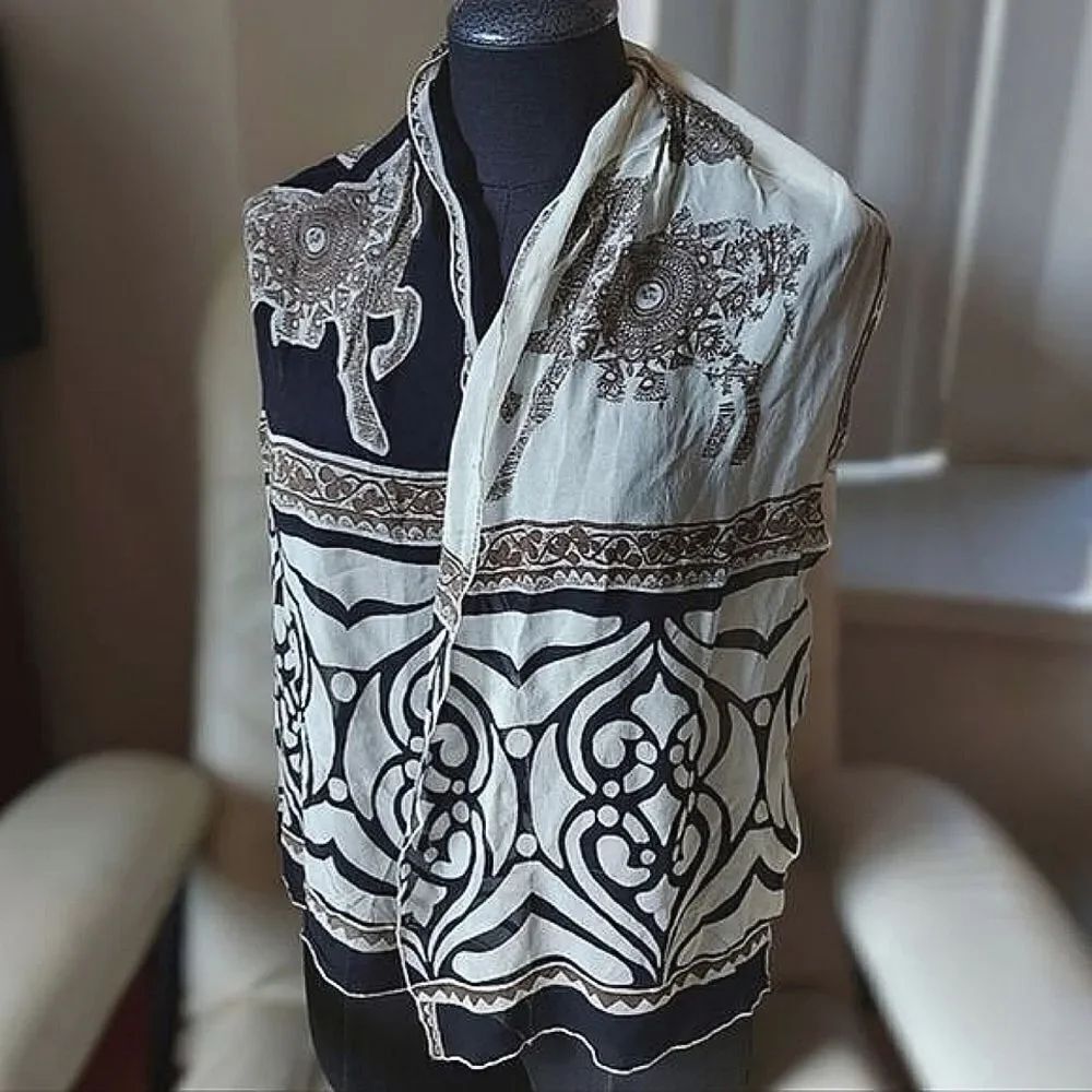 Vtg tri-tone chiffon damask pattern and horse motif